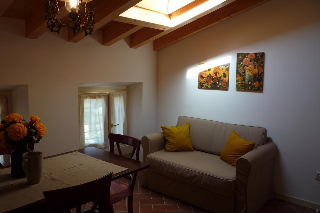 Le Camere Di Virgilio Monzambano Zimmer foto